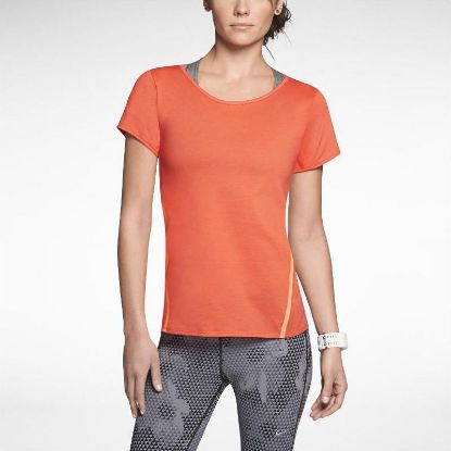 Nike Tailwind Loose Short-Sleeve Running Shirt için detayları göster Nike Tailwind Loose Short-Sleeve Running Shirt resmi