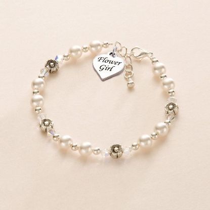 Flower Girl Bracelet için detayları göster Flower Girl Bracelet resmi